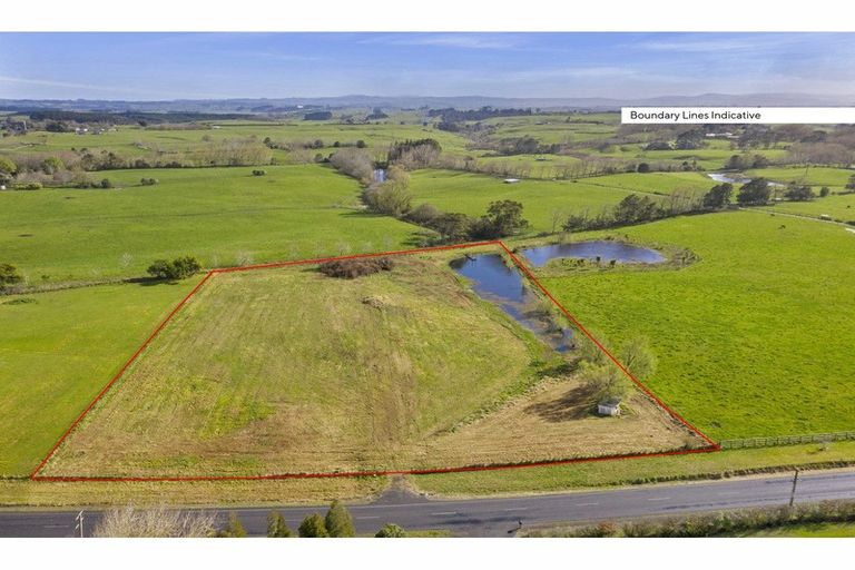 Photo of property in 84 Hall Road, Rangiriri, Te Kauwhata, 3782