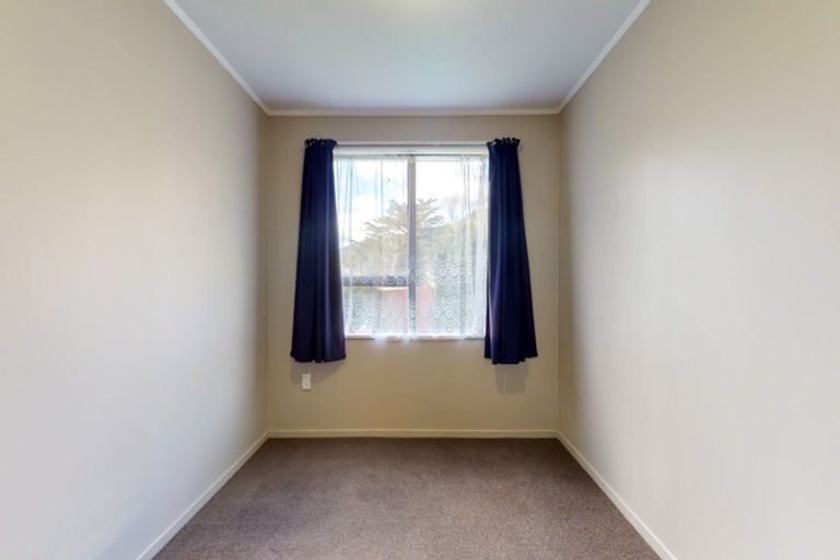 Photo of property in 1 Sunny Grove, Wainuiomata, Lower Hutt, 5014