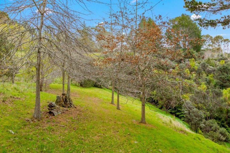 Photo of property in 71 Messenger Road, Stillwater, Silverdale, 0993