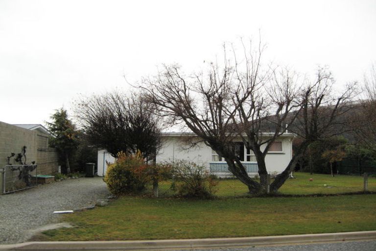 Photo of property in 33 Fache Street, Clyde, 9330