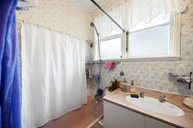 Photo of property in 61 Holland Road, Fairfield, Hamilton, 3214