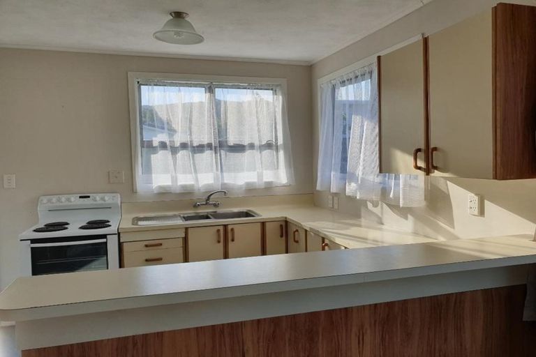 Photo of property in 1 Te Arawi Street, Takapuwahia, Porirua, 5022