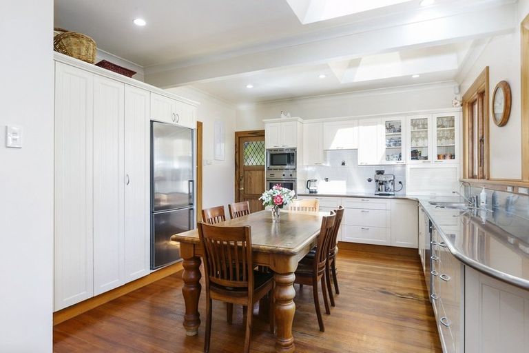 Photo of property in 30 Stonelaw Terrace, Maori Hill, Dunedin, 9010