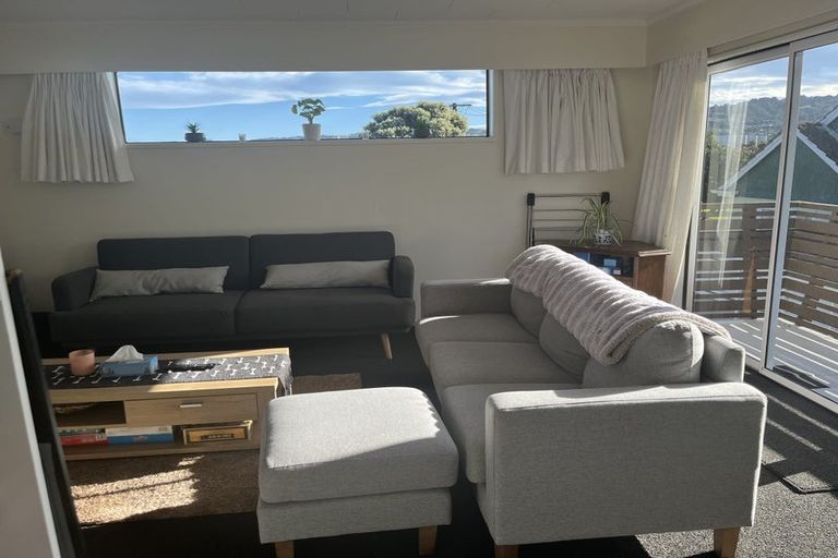 Photo of property in 15a Craddock Street, Waterloo, Lower Hutt, 5011