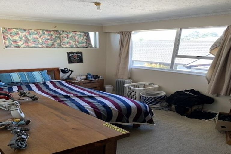 Photo of property in 429 Avonhead Road, Avonhead, Christchurch, 8042