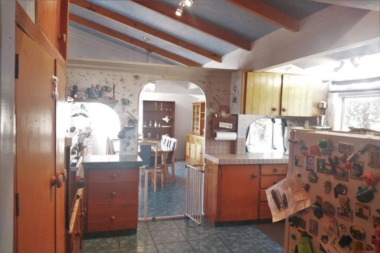 Photo of property in 17 Westside Road, Port Waikato, Tuakau, 2695