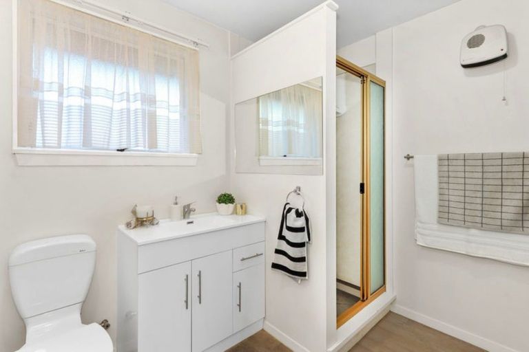 Photo of property in 3/64 Osborne Street, Waltham, Christchurch, 8011