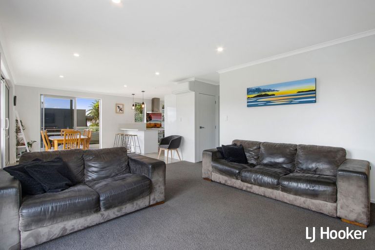 Photo of property in 11 Ralph Lane, Waihi Beach, 3611