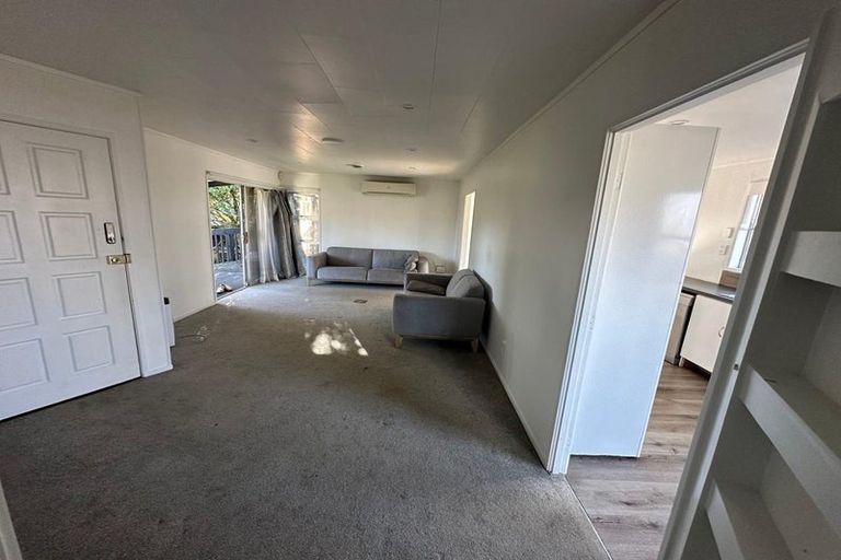 Photo of property in 19 Sandrine Avenue, Clover Park, Auckland, 2019