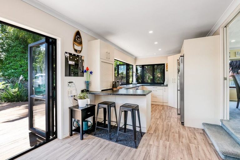 Photo of property in 1/63 College Road, Northcote, Auckland, 0627