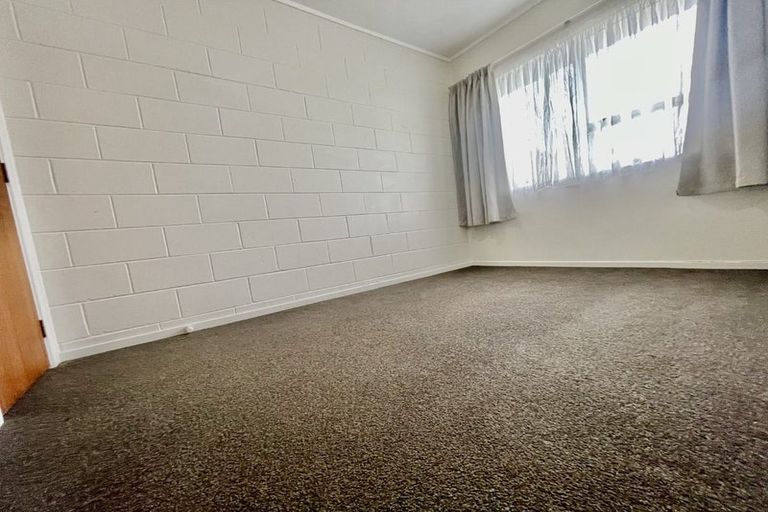 Photo of property in 7/318 Te Atatu Road, Te Atatu South, Auckland, 0610