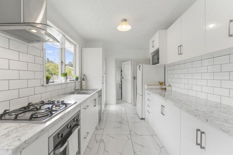 Photo of property in 86 Ruapehu Street, Paraparaumu, 5032