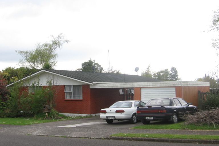 Photo of property in 2 Neri Crescent, Pomare, Rotorua, 3015