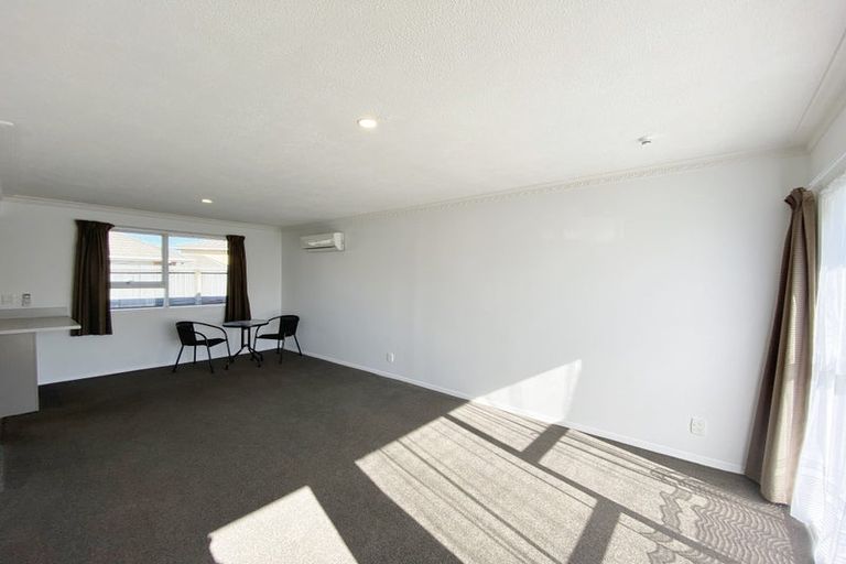 Photo of property in 2/102 Wingate Street, Redwood, Christchurch, 8051