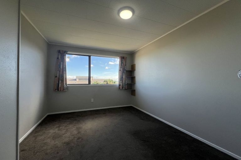 Photo of property in 18 Deodar Place, Totara Heights, Auckland, 2105
