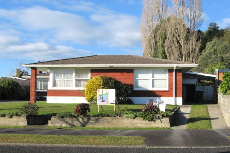 Photo of property in 49a Berkley Avenue, Hillcrest, Hamilton, 3216