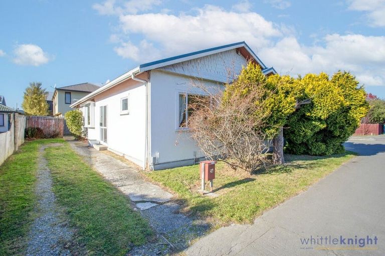 Photo of property in 54 Division Street, Riccarton, Christchurch, 8041