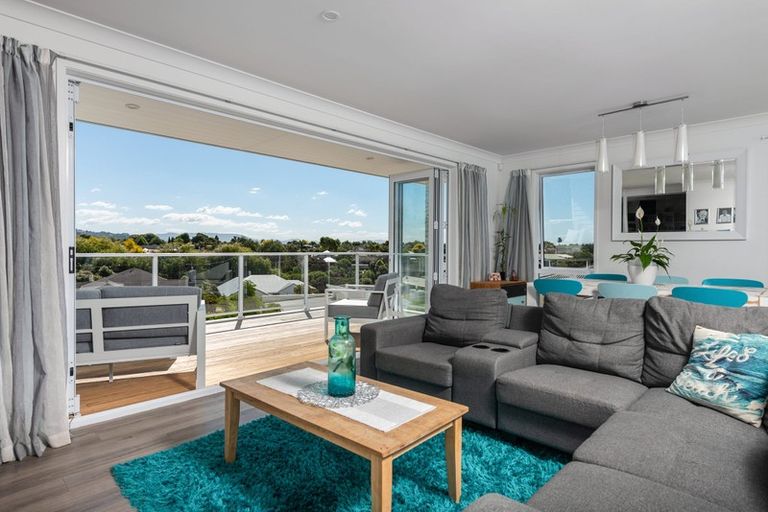 Photo of property in 110 Castlewold Drive, Bethlehem, Tauranga, 3110