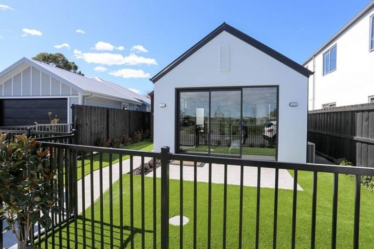 Photo of property in 9 Nevermore Place, Halswell, Christchurch, 8025