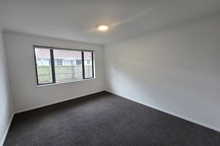 Photo of property in 2/7 Division Street, Riccarton, Christchurch, 8041