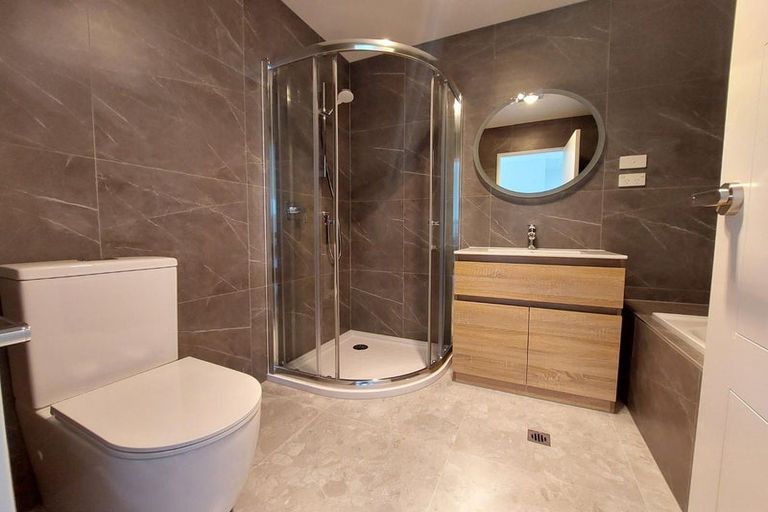 Photo of property in 64e Union Road, Howick, Auckland, 2014