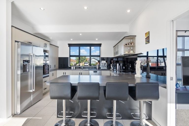 Photo of property in 54 Cairns Crescent, Rototuna, Hamilton, 3210