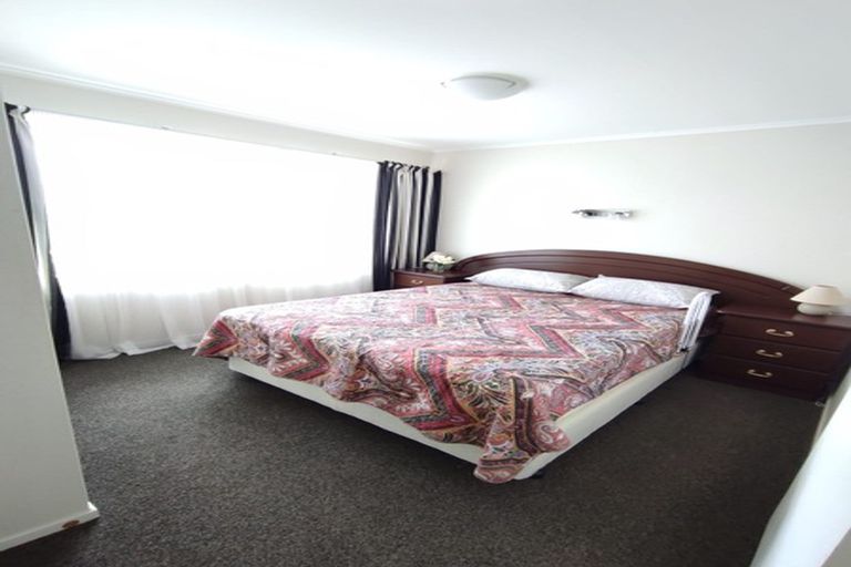 Photo of property in 1/25 Shirley Avenue, Papakura, 2110