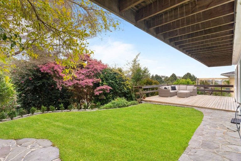 Photo of property in 12 Mcdowell Crescent, Hillcrest, Auckland, 0627