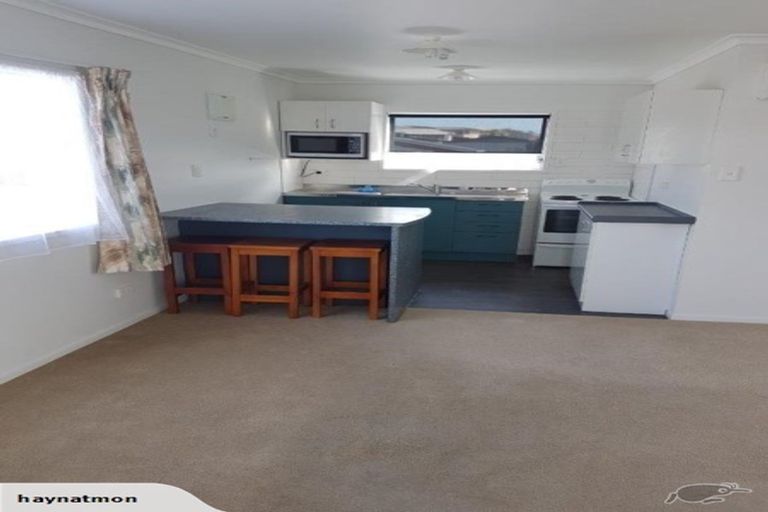 Photo of property in 8 Naumai Place, Spotswood, New Plymouth, 4310