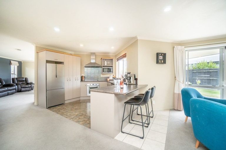 Photo of property in 34 Branigan Parade, Kelvin Grove, Palmerston North, 4414