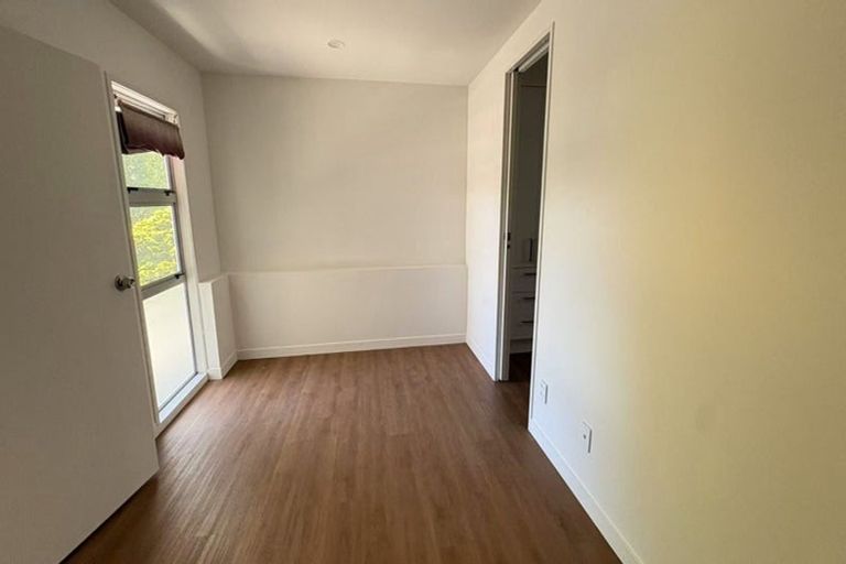 Photo of property in 64 Oaktree Avenue, Browns Bay, Auckland, 0630