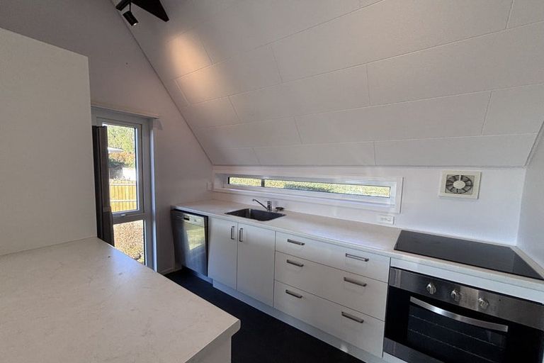 Photo of property in 1/99 Major Hornbrook Road, Mount Pleasant, Christchurch, 8081
