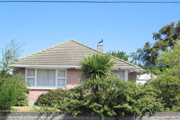 Photo of property in 10 Vancouver Crescent, Wainoni, Christchurch, 8061