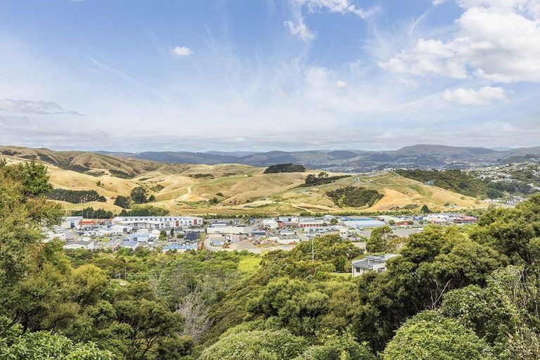 Photo of property in 24a The Track, Plimmerton, Porirua, 5026