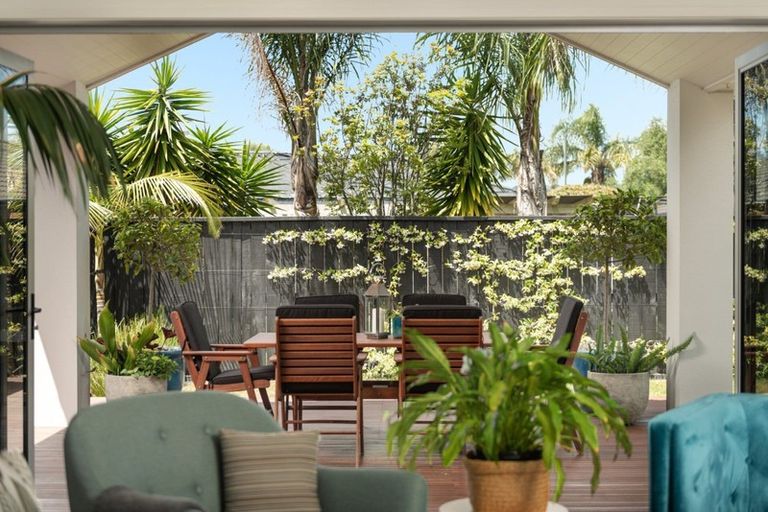 Photo of property in 37 Oceania Sands Way, Papamoa Beach, Papamoa, 3118