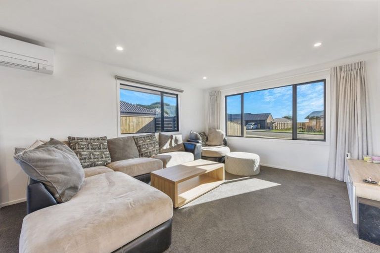 Photo of property in 34 George Fyfe Way, Wakefield, 7025