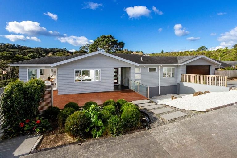 Photo of property in 41d Wicklam Lane, Greenhithe, Auckland, 0632