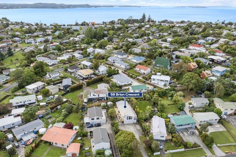Photo of property in 58 Brian Crescent, Stanmore Bay, Whangaparaoa, 0932