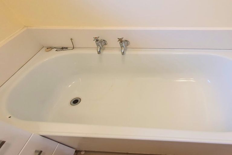 Photo of property in 2/372 Hereford Street, Linwood, Christchurch, 8011
