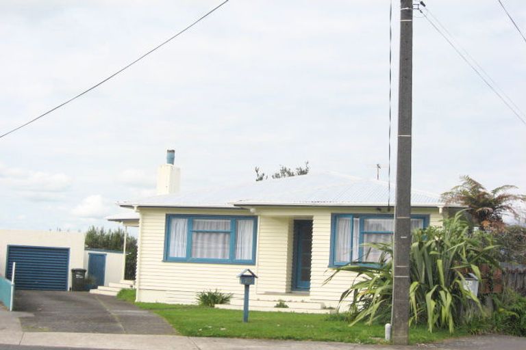 Photo of property in 25 Havelock Place, Blagdon, New Plymouth, 4310