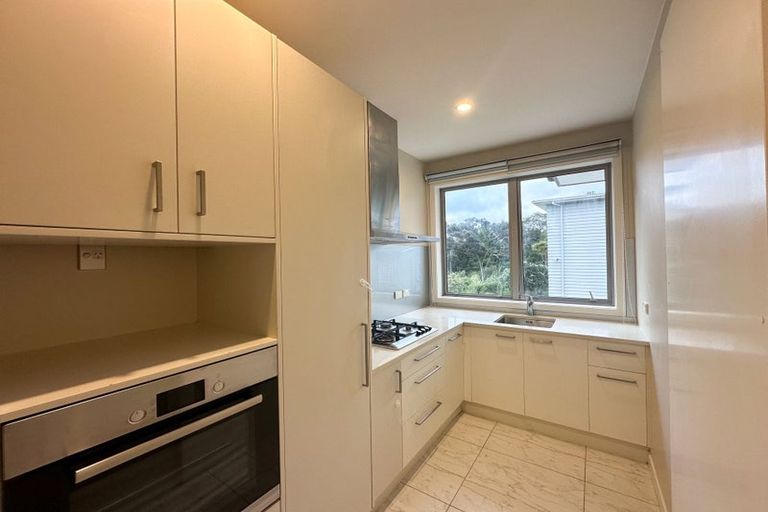 Photo of property in 59 Bernard Magnus Lane, Greenhithe, Auckland, 0632