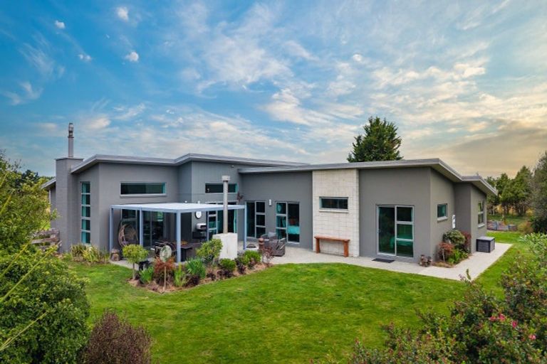 Photo of property in 116 Molloys Road, Waimate, 7980