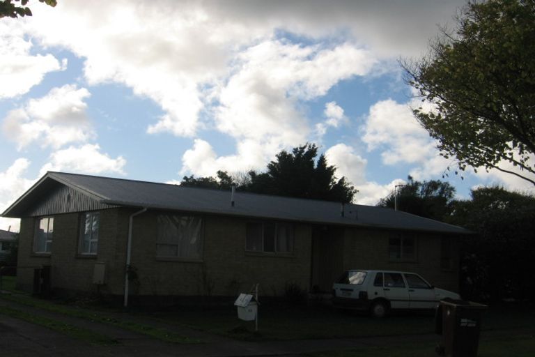 Photo of property in 10 Otaki Place, Westbrook, Palmerston North, 4412