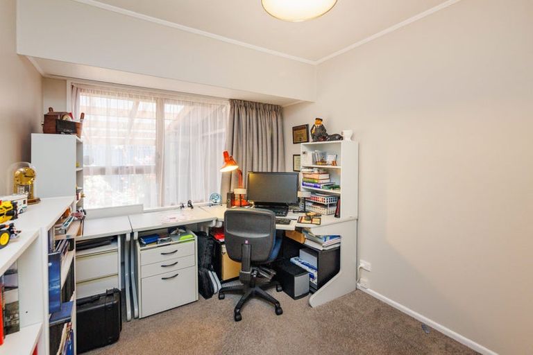 Photo of property in 3 Geraldine Crescent, Cloverlea, Palmerston North, 4412