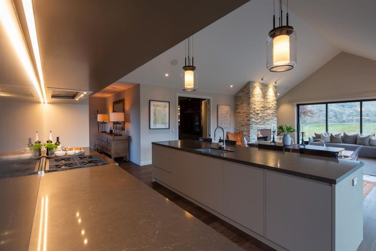 Photo of property in 7 Bendemeer Lane, Lake Hayes, Queenstown, 9371