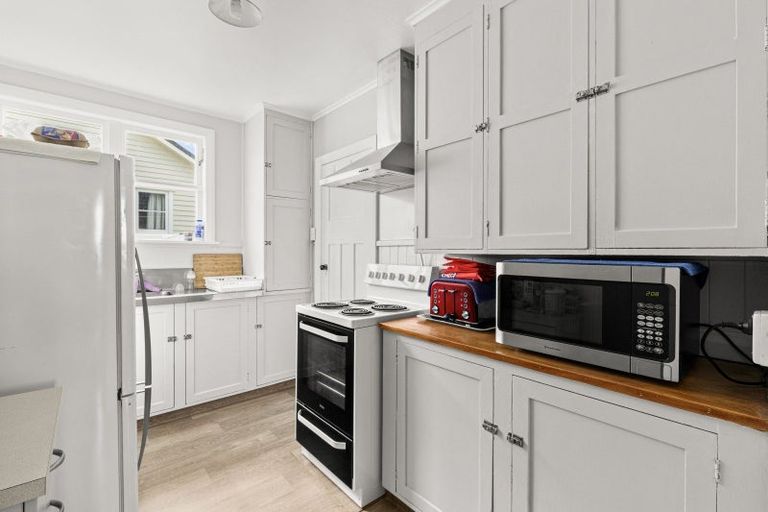 Photo of property in 22 Bell Street, Marton, 4710