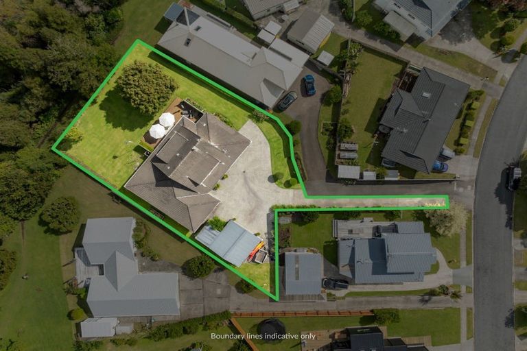 Photo of property in 130 Moana Anu Anu Avenue, Whangamata, 3620
