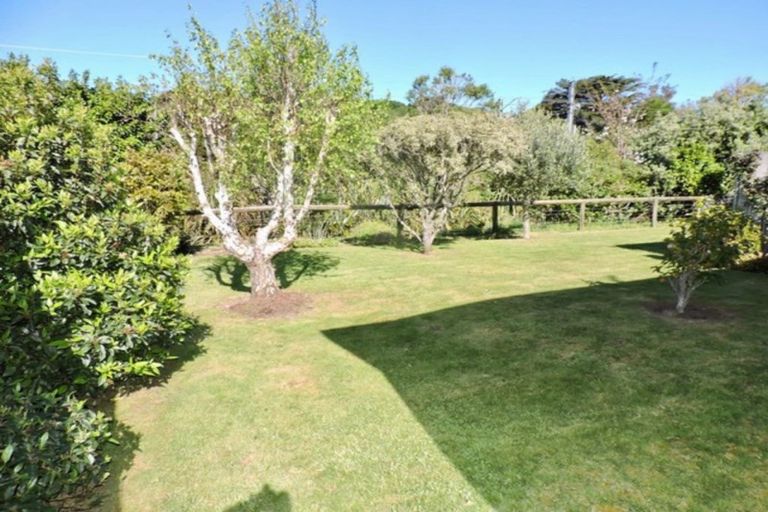 Photo of property in Redwood Village, 15/42 Main Road, Tawa, Wellington, 5028
