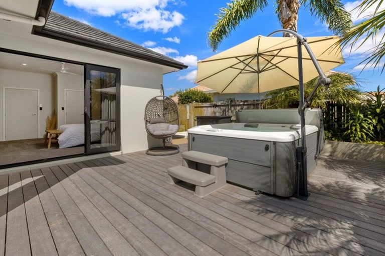 Photo of property in 2 Santa Monica Drive, Papamoa Beach, Papamoa, 3118