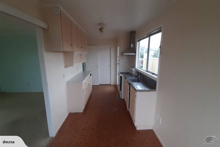 Photo of property in 55 Casuarina Road, Half Moon Bay, Auckland, 2012